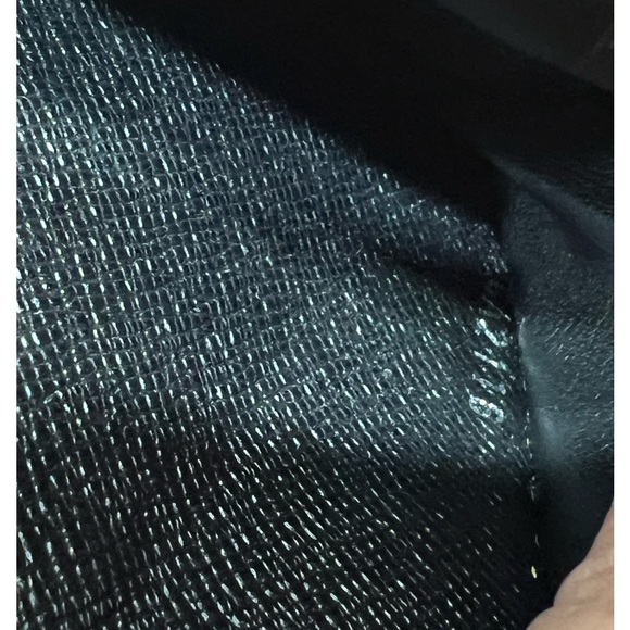 Louis Vuitton Damier GUC Graphite
Vertical zippy wallet - Picture 5 of 17